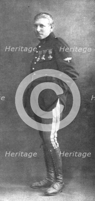 ''Des Braves; Le sous-lieutenant Nungesser', 1916. Creator: Unknown.