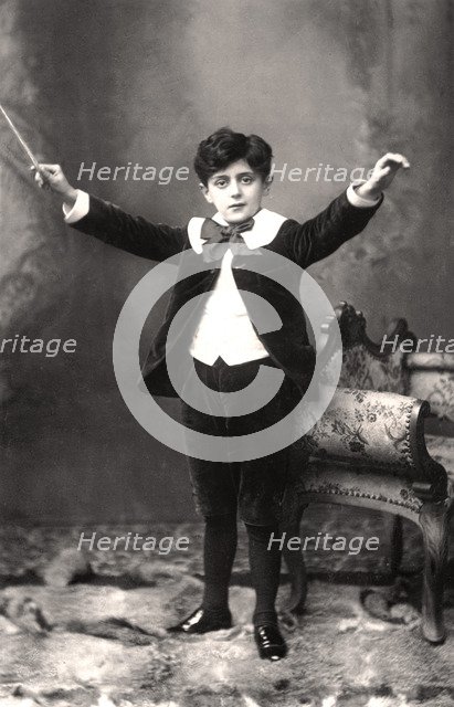 Max Darewski (1894-1929), English composer, conductor and pianist, early 20th century.Artist: Rotary Photo