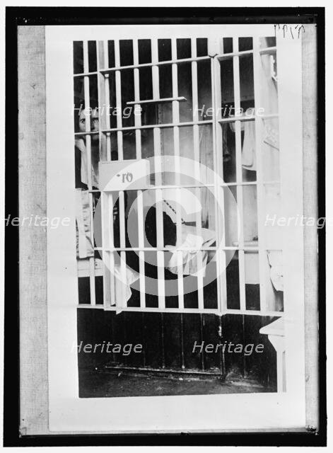 Woman suffrage, jail cell, between 1916 and 1918. Creator: Harris & Ewing.