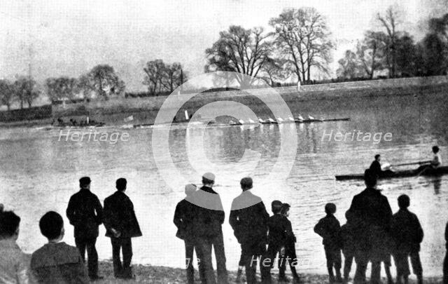 Practicing for the Universities' Boat-Race, 1895. Creator: George Meisenbach.