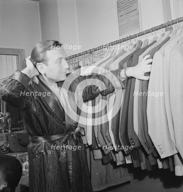 Portrait of Charlie Spivak, New York, N.Y.(?), ca. Oct. 1946. Creator: William Paul Gottlieb.