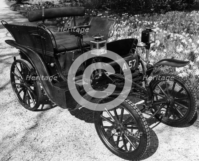 1901 Clement Panhard Stirling dogcart. Creator: Unknown.