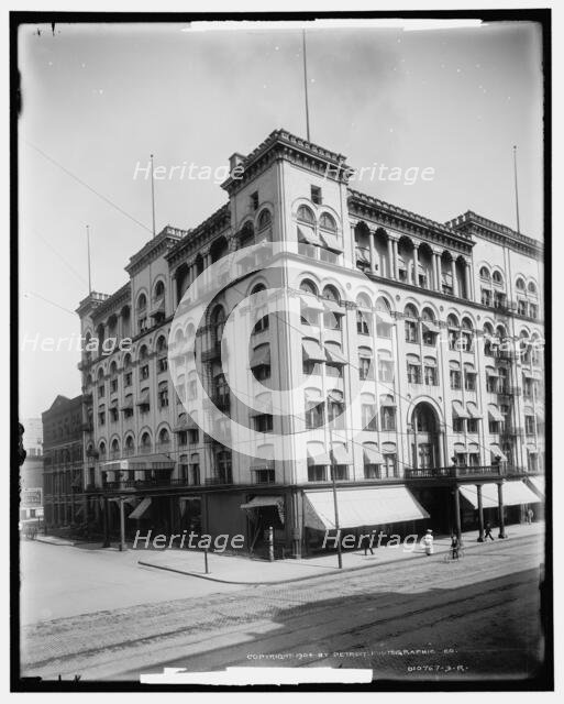 Washington Blvd., Detroit, Mich., c1904. Creator: Unknown.