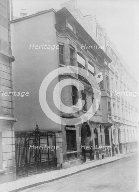 Mrs. W.K. Vanderbilt's house a hospital, Paris, between c1914 and c1915. Creator: Bain News Service.