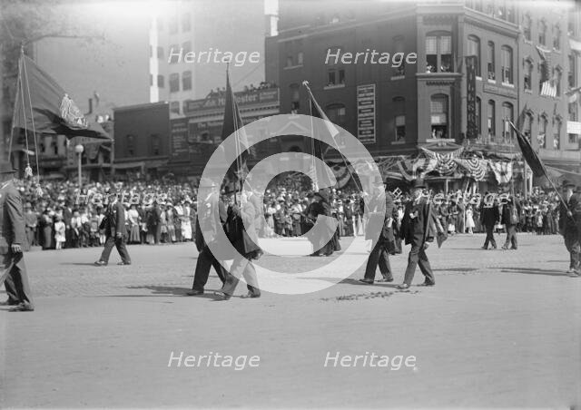 Preparedness Parade - G.A.R. Units in Parade, 1916. Creator: Harris & Ewing.