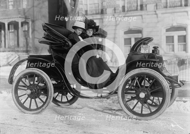 Mrs. William E. Borah with Mrs. T.T. Asbury In Auto, 1912. Creator: Harris & Ewing.