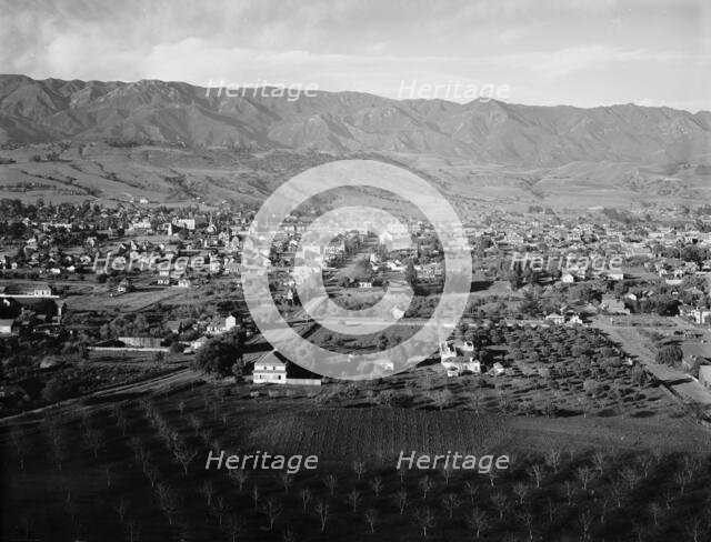 Santa Barbara, Cal., between 1900 and 1906. Creator: Unknown.