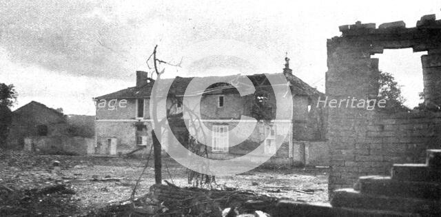 ''Nos regions Devastees; Une cour de ferme dans la vallee de l'Ornain', 1914. Creator: Unknown.