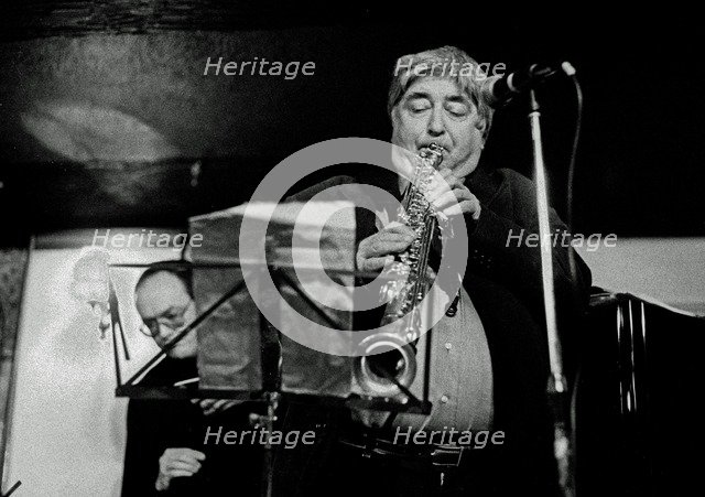 Tony Coe, Watermill, Dorking, Surrey, September 2000. Artist: Brian O'Connor.