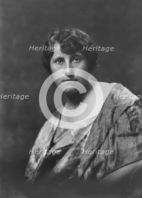 Miss Lachaise, portrait photograph, 1919 Nov. 6. Creator: Arnold Genthe.