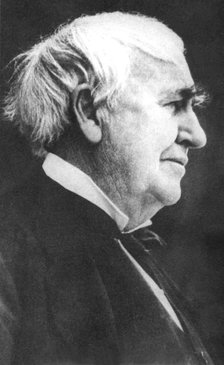 Thomas Alva Edison (Milan, Ohio, 1847-West Orange, New Jersey, 1931), inventor of the phonograph …