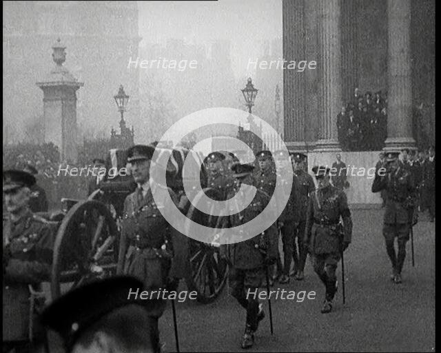 Funeral Procession for the Unknown Warrior on Armistice Day, 1920. Creator: British Pathe Ltd.