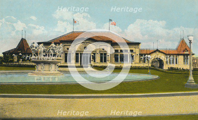 Habana: Casino De La Playa. The National Casino at Marianao, c1910. Artist: Unknown
