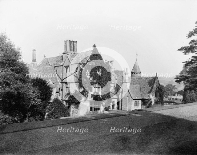 Campden House, Chipping Campden, Gloucestershire, c1860-c1922. Artist: Henry Taunt