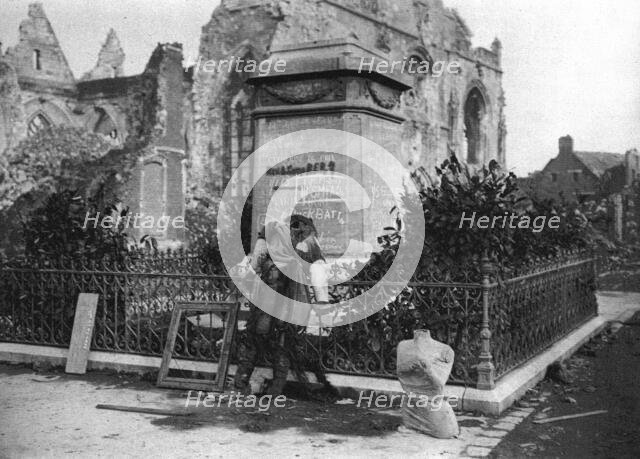 'Dans Peronne Saccagee: La profanation du monument de Catherine de Poix, dite Marie Foure: la statue Creator: Unknown.