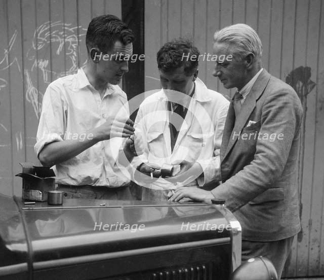 Austin 7 at Brooklands on the day of Leon Cushman's speed record attempt, 8 August 1931. Artist: Bill Brunell.