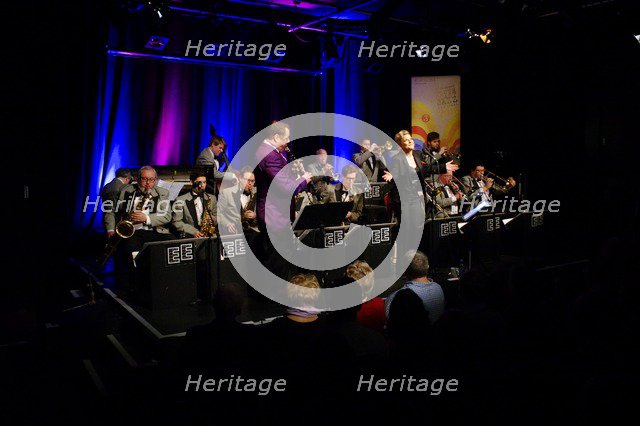 Pete Long and Claire Martin, Ropetackle Arts Centre, Shoreham, West Sussex, Jan 2016. Artist: Brian O'Connor.