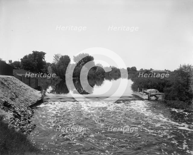 Dam on the Pine River, Alma, Mich., between 1895 and 1910. Creator: Unknown.