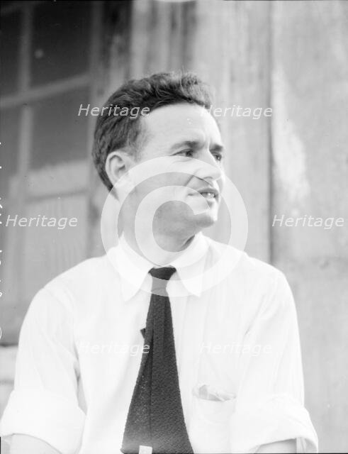 Sam Franklin, graduate of Union Theological Seminary..., Hill House, Mississippi, 1936. Creator: Dorothea Lange.