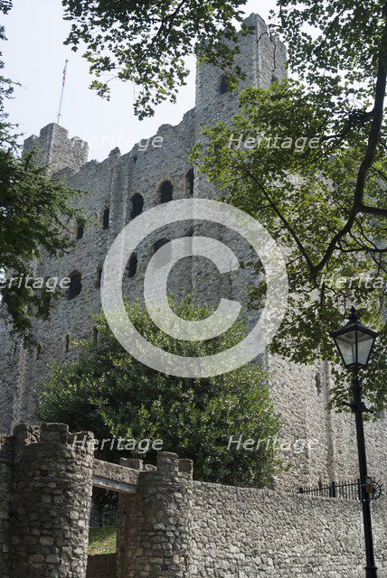 UK, Rochester, Rochester Castle, 2009. Creator: Ethel Davies.