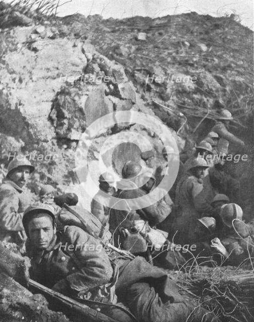 'Ceux qui ont repris Douaumont; soldats du regiment colonial du Maroc occupant les fosses...', 1916. Creator: Unknown.