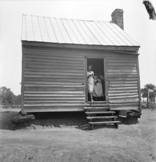 Peach picker's home near Muscella, Georgia, 1936. Creator: Dorothea Lange.