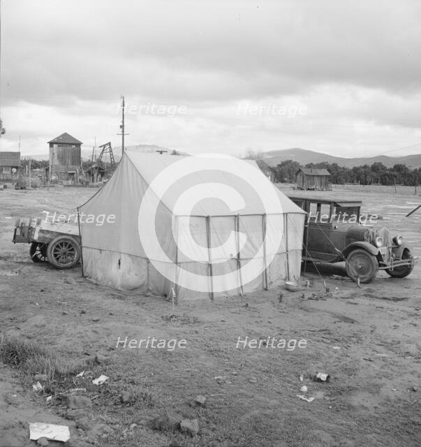 Citrus workers in winter quarters, near Lindsay, Tulare County, California , 1939. Creator: Dorothea Lange.