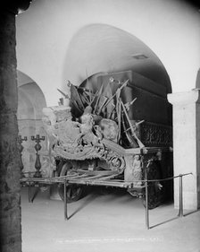 Duke of Wellington's funeral carriage, St Paul's Cathedral, City of London, c1870-c1900. Artist: York & Son.