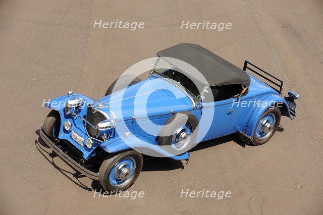 Ruxton model c roadster 1932. Artist: Simon Clay.