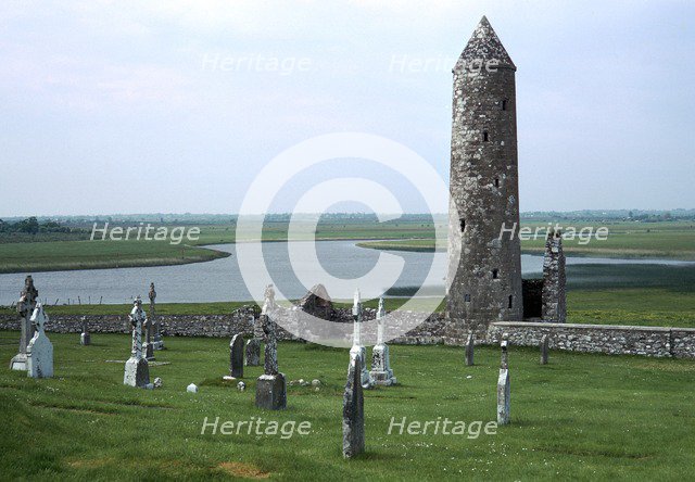 Defensive Celtic round tower, 9th century. Artist: Unknown