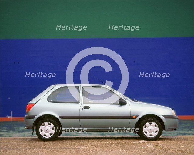 2000 Ford Fiesta Finesse. Artist: Unknown.