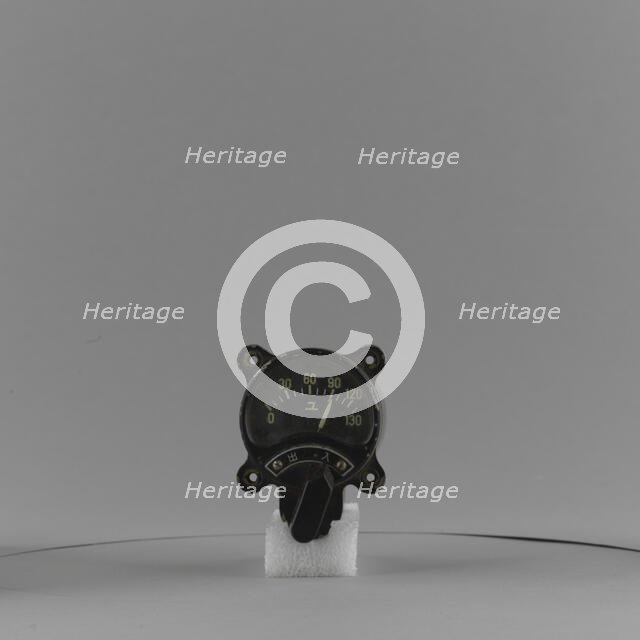 Indicator, Oil Temperature, Japanese Army,. Creator: Fuji Koku Keiki.