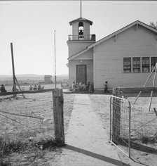 Lincoln Bench School and yard, near Ontario, Malheur County, Oregon, 1939. Creator: Dorothea Lange.