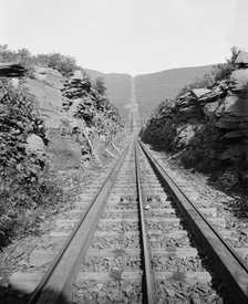 Otis Elevating Railway, looking up, Catskill Mts.,N.Y., between 1895 and 1910. Creator: Unknown.