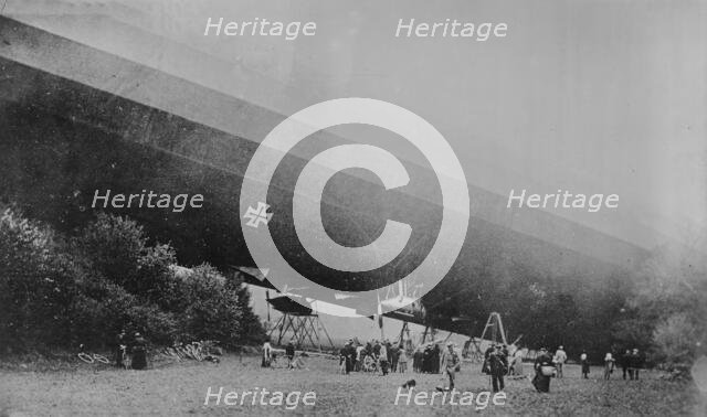 Wrecked zep. [zeppelin] in France, 1917. Creator: Bain News Service.