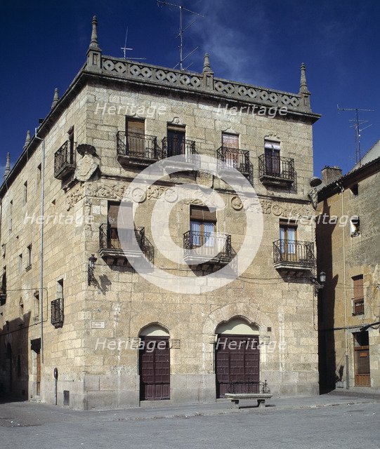 Cuetos house in the main square of Ciudad Rodrigo (Salamanca), 16th century, Plateresque style.