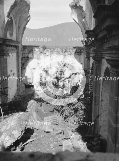 Travel views of Cuba and Guatemala, between 1899 and 1926. Creator: Arnold Genthe.