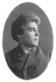Portrait of Alexander Valentinovich Amfiteatrov (1862-1938). Creator: Asikritov, Daniil Mikhaylovitch (1856-?).