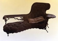 Easy chair sofa, designed by Antoni Gaudí.