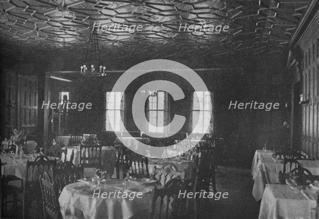 Dining room, North Shore Country Club, Glen Cove, New York, 1925. Artist: Unknown.