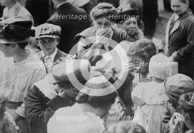 Good-by at Tarentum, Pa., between c1915 and c1920. Creator: Bain News Service.