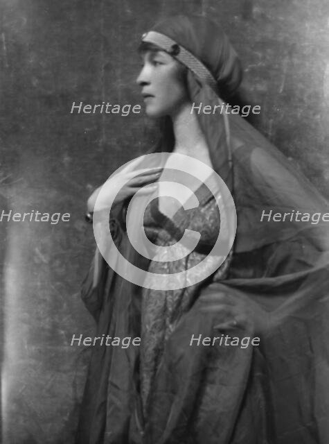 Osborn, Audrey, Miss, portrait photograph, between 1913 and 1942. Creator: Arnold Genthe.