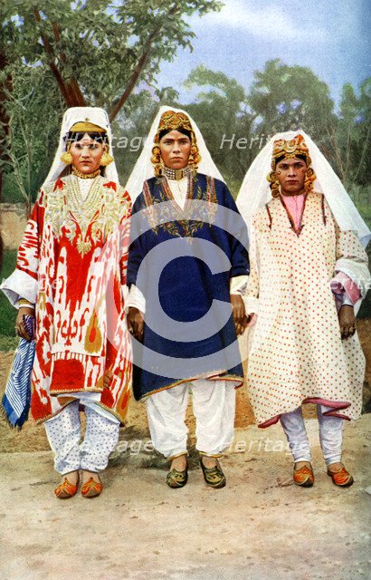 Kashmiri women, India, 1922.Artist: Publishers Photo Service