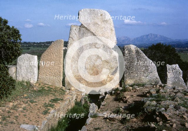 Li Lolghi (Giants' grave), Nuragic funerary monument near Arzachena, Sardinia, Italy (1998). Creator: LTL.