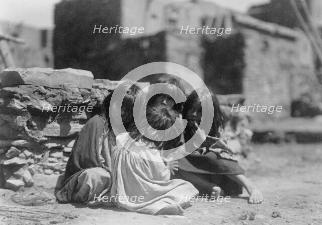 Hopi children, c1905. Creator: Edward Sheriff Curtis.