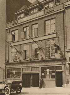 'The Tiger Tavern on Tower Hill', c1935. Creator: Unknown.