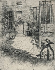 'Cour de Rohan', 1915. Artist: Charles Jouas.
