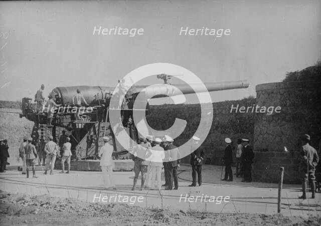 Italian gun on Adriatic, 1918 or 1919. Creator: Bain News Service.