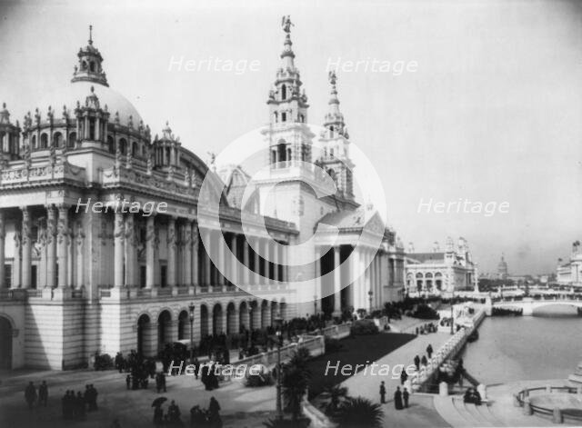 Palace of Mechanic Arts, World's Columbian Exposition, Chicago, Illinois, 1893. Creator: Frances Benjamin Johnston.