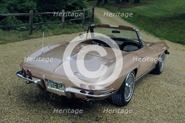 Chevrolet Corvette Stingray convertible 1964. Artist: Simon Clay.